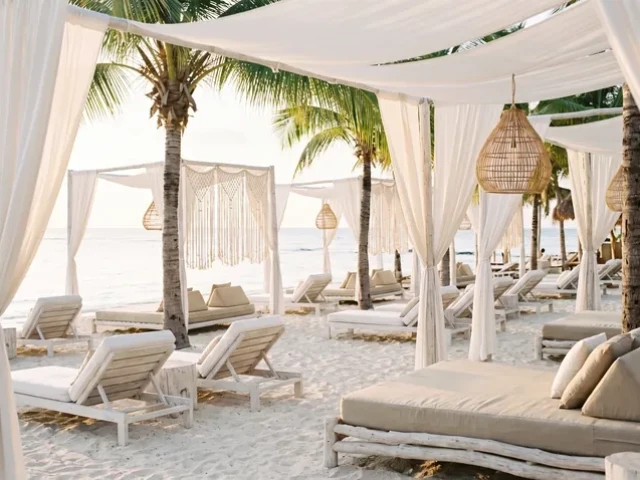 Mood Beach Club